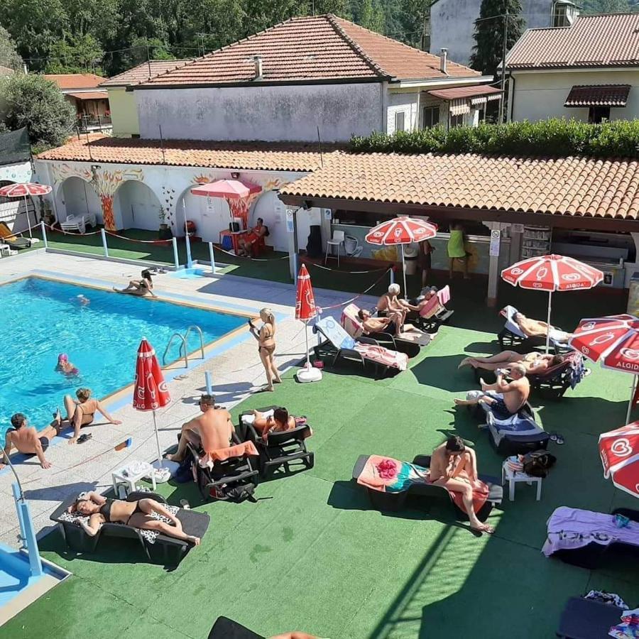 B&B The Sun Swimming & Pool Turijn Buitenkant foto